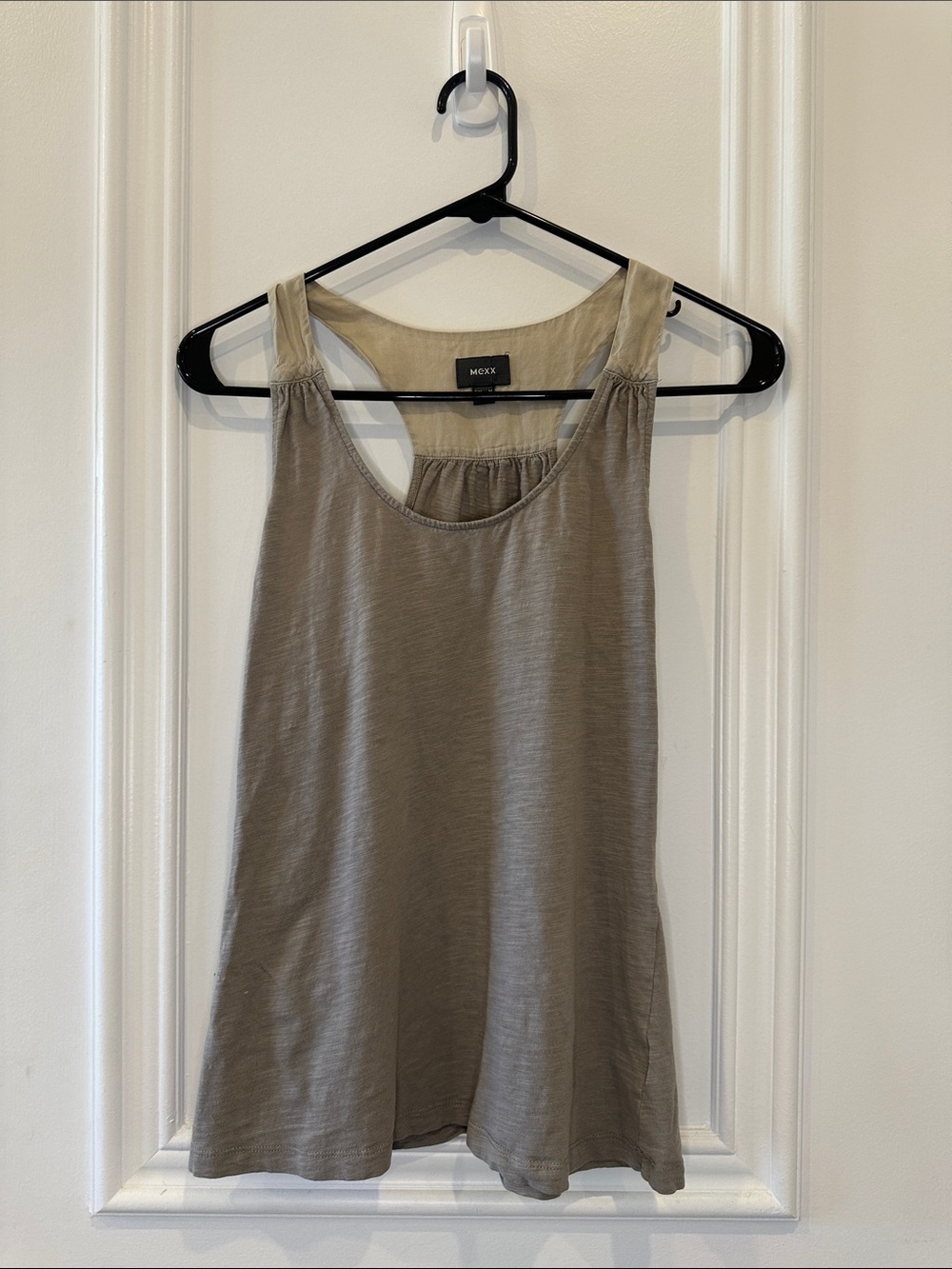 Mexx taupe sleeveless scoop neck tank